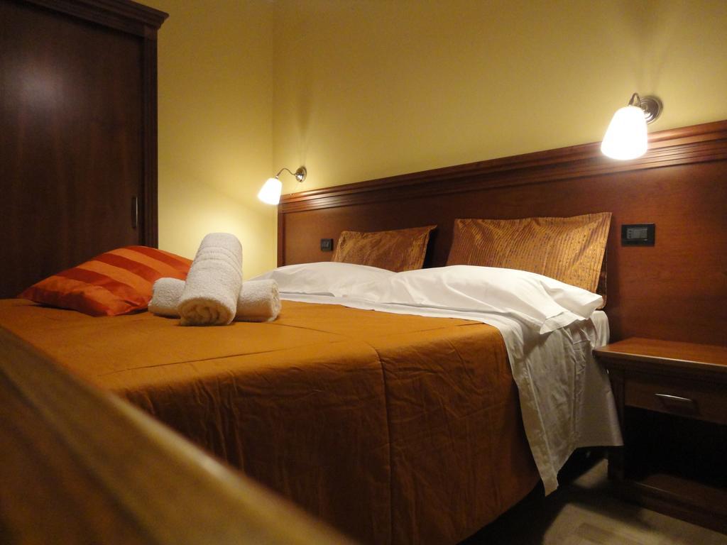 Hotel Arimannia カラマーニコ・テルメ 部屋 写真