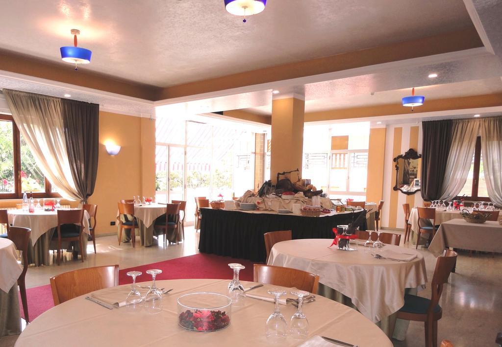 Hotel Arimannia カラマーニコ・テルメ エクステリア 写真